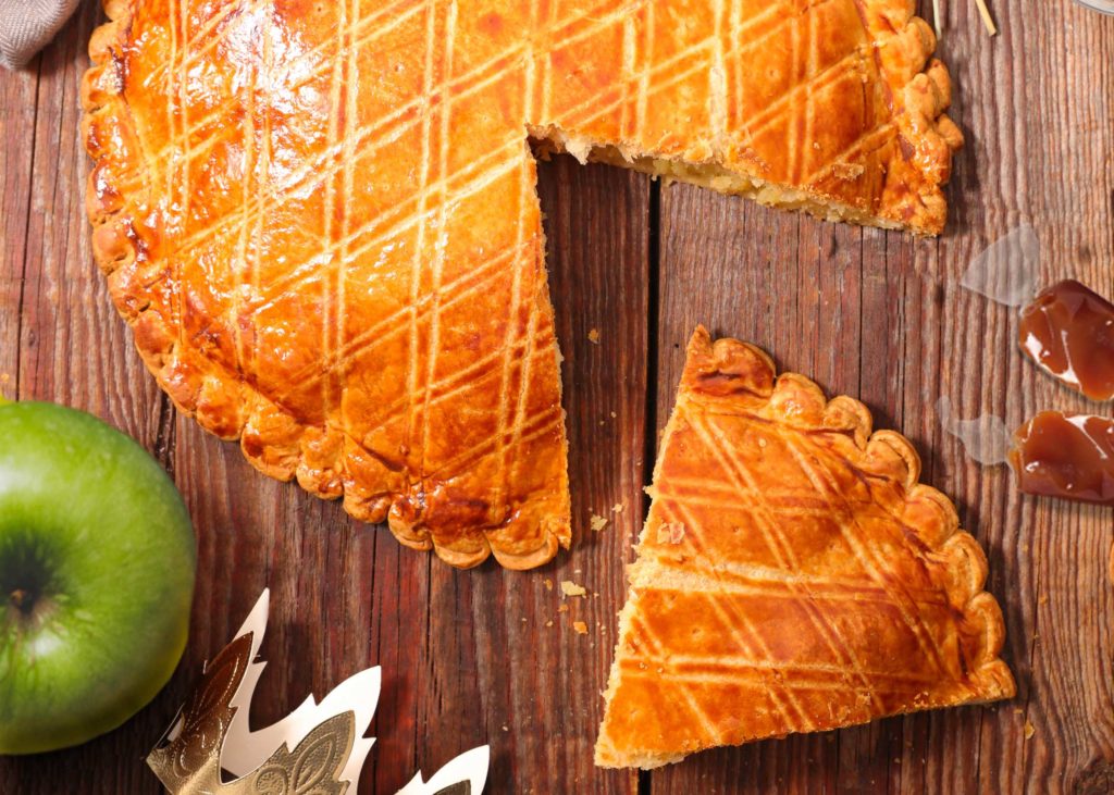 galette-des-rois-aux-pommes-caramelisees-et-au-caramel-au-beurre-sale-ty-gwenn